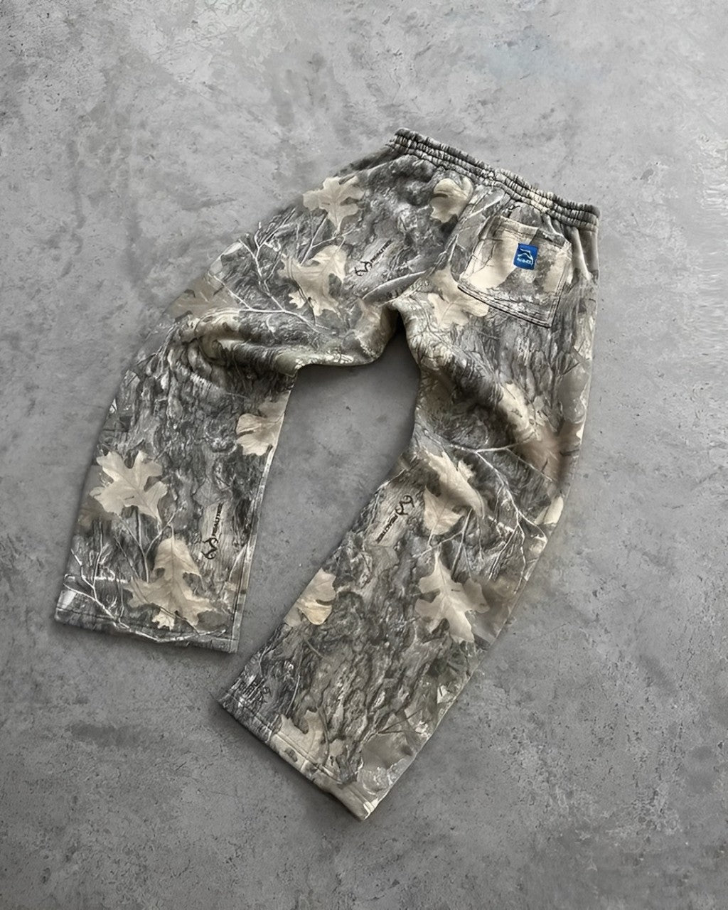 Luna Camo Sweatpants